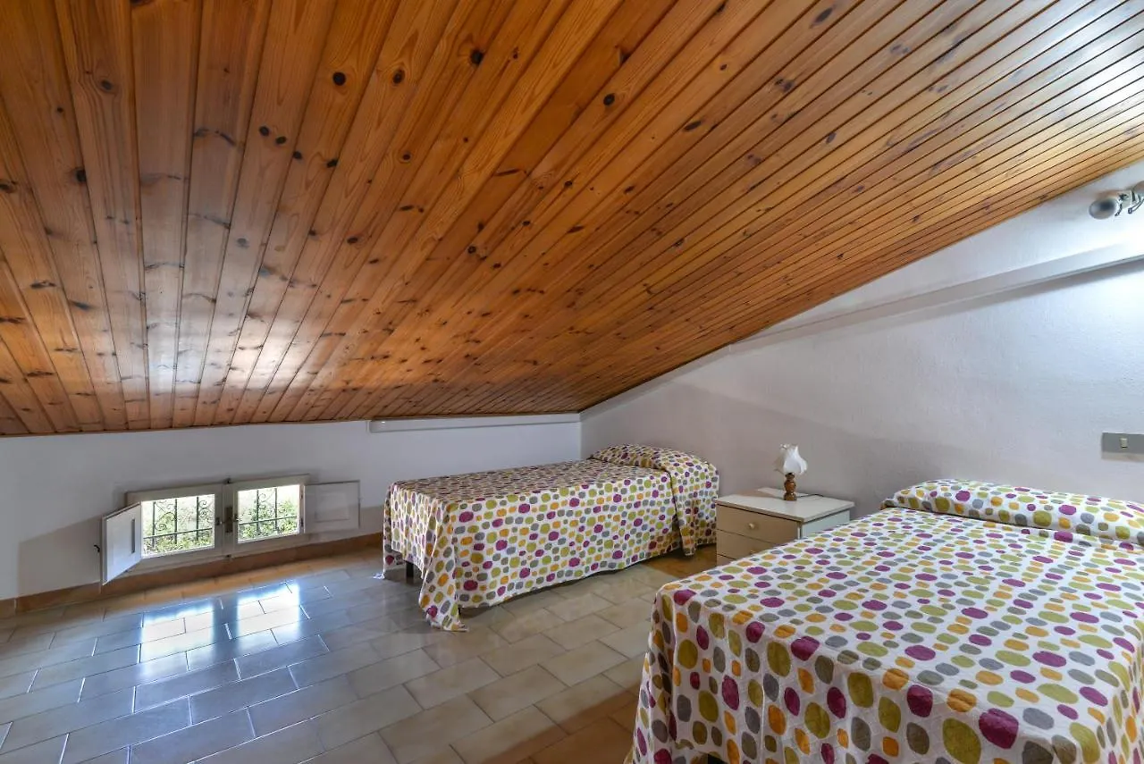 Il Quadrifoglio 3 Apartment Procchio