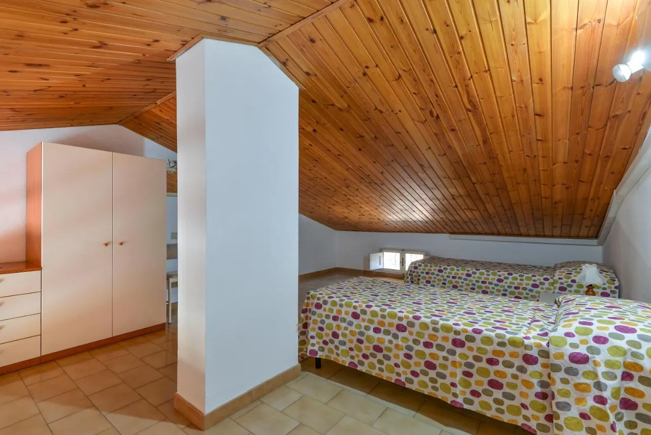 Il Quadrifoglio 3 Apartment Procchio  Italy